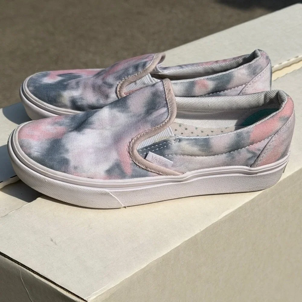 Vans Kids Cloud Wash ComfyCush Slip-On‎ Shoes in Tie-Dye